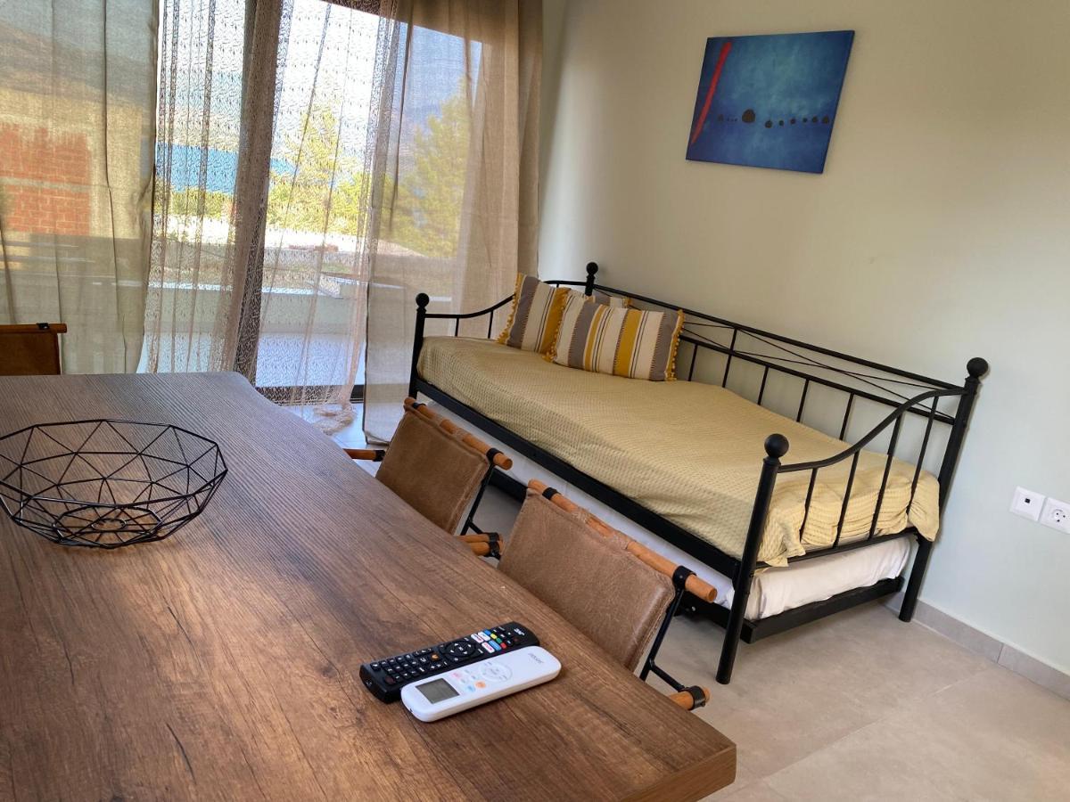 Mirovigli Family Rooms Lépedha Екстериор снимка